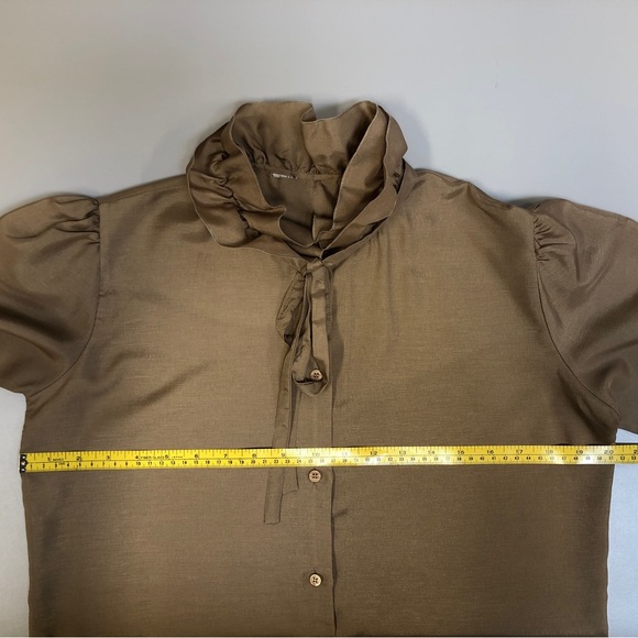 Vintage 80's Ruffled Caramel Blouse, Sz M - Picture 13 of 16